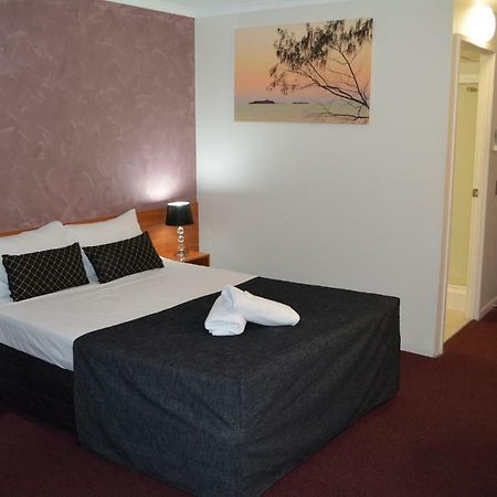 Hampton Villa Motel Rockhampton Exterior foto