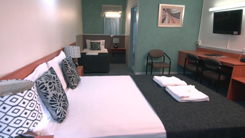 Hampton Villa Motel Rockhampton Exterior foto