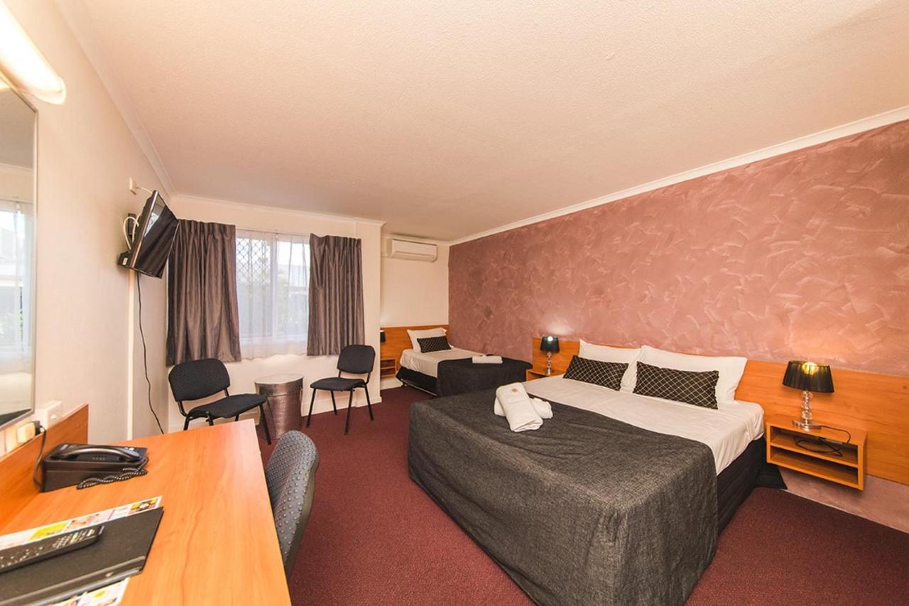 Hampton Villa Motel Rockhampton Exterior foto